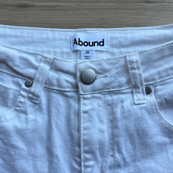 Abound White Cut Off Shorts - 28 - Picture 2 of 5